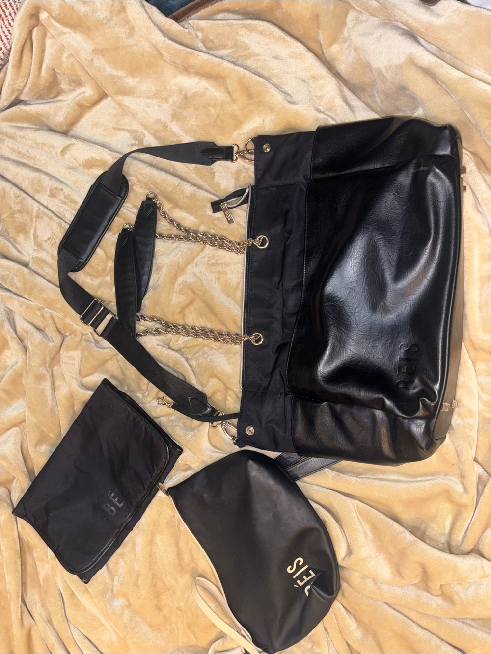 Beis Diaper Bag - Picture 3 of 8